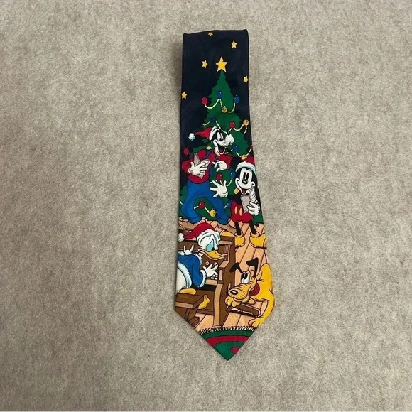 Disney Vintage Mickey Mouse Christmas Goofy Donald Pluto 100% 4” Silk Neck Tie - Picture 8 of 10